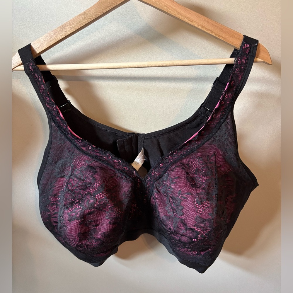 Cacique 44DDD pink and black lace no wire bra